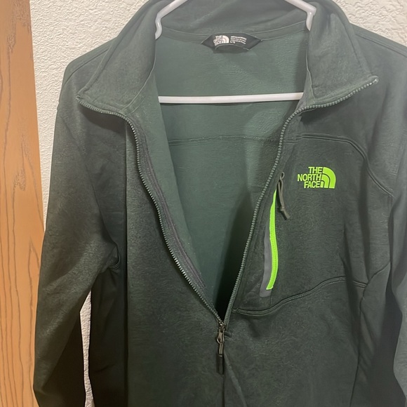 North Face Men’s Dark Green Pullover- Size Large - Picture 3 of 7